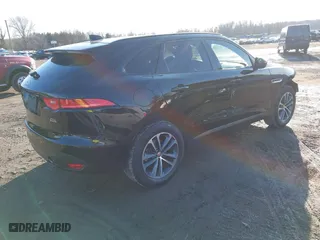 2018 Jaguar F-PACE 25t Premium with VIN SADCJ2FX1JA279629, listed as a IAAI auction lot 41195399 with 74,982 mi miles. Bid and sale history available at carsss.com. Image 4.