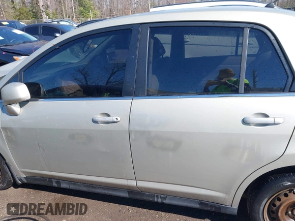 2007 Nissan Versa 1.8 SL with VIN 3N1BC11E37L445168, listed as a IAAI auction lot 41895403 with 1 mi miles. Bid and sale history available at carsss.com. Image 14.