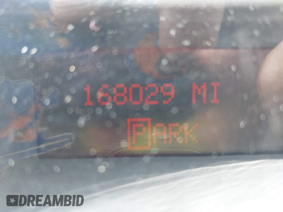 2008 Pontiac Grand Prix z VIN 2G2WP552381115340, wystawiony jako IAAI lot #42117812 z przebiegiem 168 029 mil mil oraz . Historia ofert i sprzedaży dostępna na DreamBid. Obrazek 15.