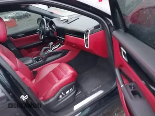 2021 Porsche Cayenne z VIN WP1AA2AY9MDA05163, wystawiony jako IAAI lot #41972992 z przebiegiem 36 317 mil mil oraz . Historia ofert i sprzedaży dostępna na DreamBid. Obrazek 5.