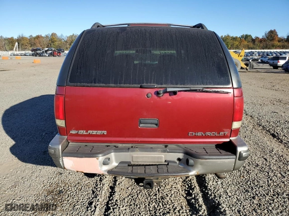 1999 Chevrolet Blazer LS with VIN 1GNDT13WXX2119758, listed as a Copart auction lot 76240964 with 162,369 mi miles and Salvage Title. Bid and sale history available at carsss.com. Image 6.