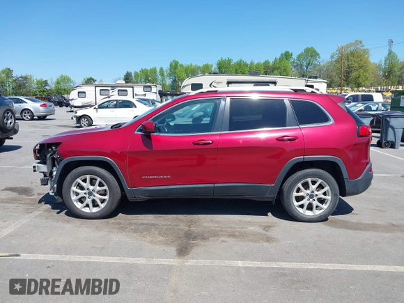 2017 Jeep Cherokee Latitude with VIN 1C4PJLCB0HW661255, listed as a IAAI auction lot 41994925 with 150,655 mi miles and . Bid and sale history available at carsss.com. Image 15.
