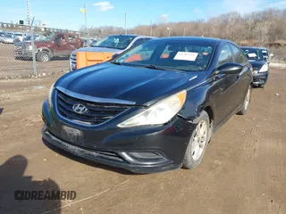 2011 Hyundai Sonata GLS with VIN 5NPEB4AC9BH171075, listed as a IAAI auction lot 41707321 with 220,270 mi miles. Bid and sale history available at carsss.com. Image 2.