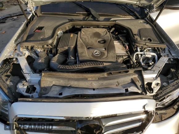 2018 Mercedes-Benz E 300 с VIN WDDZF4KBXJA385404, выставлен на аукционе Copart как лот 48992845 с пробегом 134 552 миль миль и На запчасти • Non repairable. История ставок и продаж доступна на DreamBid. Изображение 11.