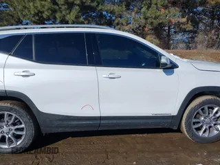 2022 GMC Terrain SLT with VIN 3GKALVEV3NL109435, listed as a IAAI auction lot 41633816 with 42,729 mi miles. Bid and sale history available at carsss.com. Image 14.