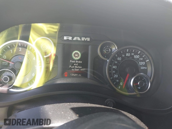 2019 Ram 2500 Big Horn with VIN 3C6UR5JJ6KG598077, listed as a IAAI auction lot 41852866 with 139,291 mi miles. Bid and sale history available at carsss.com. Image 7.