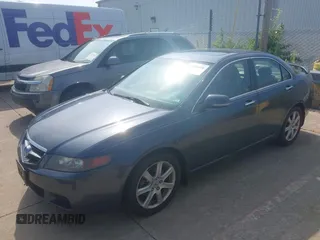 2004 Acura TSX with VIN JH4CL96834C037505, listed as a IAAI auction lot 42580470 with 207,472 mi miles and . Bid and sale history available at DreamBid. Image 2.