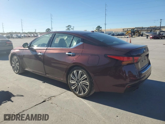 2023 Nissan Altima SL with VIN 1N4BL4EV8PN423424, listed as a Copart auction lot 83678134 with 21,058 mi miles and Salvage Title. Bid and sale history available at DreamBid. Image 2.