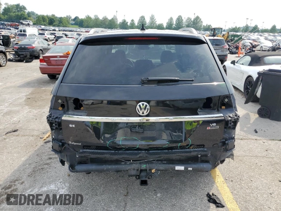 2019 Volkswagen Atlas SE with VIN 1V2UR2CA6KC510456, listed as a Copart auction lot 61210805 with 100,359 mi miles and Salvage title. Bid and sale history available at DreamBid. Image 6.