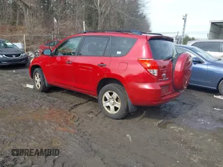 2006 Toyota RAV4 with VIN JTMBD35V765020485, listed as a IAAI auction lot 41654604 with 200,282 mi miles. Bid and sale history available at carsss.com. Image 3.