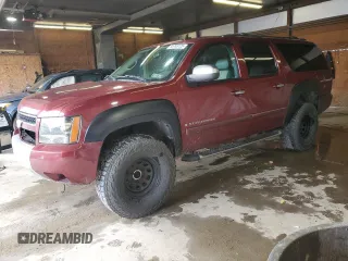 2008 Chevrolet Suburban 2LT with VIN 3GNFK16318G114938, listed as a Copart auction lot 55743125 with 248,087 mi miles and Salvage Title. Bid and sale history available at DreamBid. Image 1.