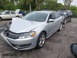 2012 Volkswagen Passat SE with VIN 1VWBP7A38CC074580, listed as a IAAI auction lot 40556967 with 158,525 mi miles. Bid and sale history available at carsss.com. Image 17.