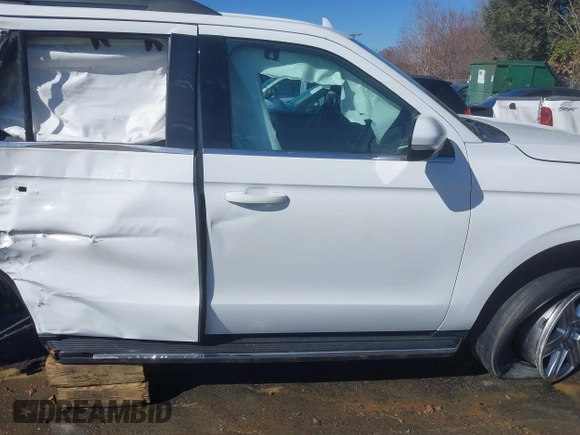 2019 Ford Expedition XLT with VIN 1FMJU1JT4KEA47802, listed as a IAAI auction lot 41642533 with 94,283 mi miles and . Bid and sale history available at DreamBid. Image 18.