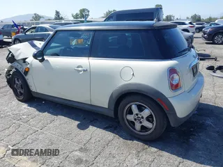 2011 MINI Hardtop with VIN WMWSU3C52BT095133, listed as a IAAI auction lot 42249436 with 44,652 mi miles and . Bid and sale history available at DreamBid. Image 3.