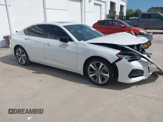 2021 Acura TLX w/Advance Package with VIN 19UUB5F63MA002895, listed as a IAAI auction lot 41529624 with 32,791 mi miles. Bid and sale history available at carsss.com. Image 1.
