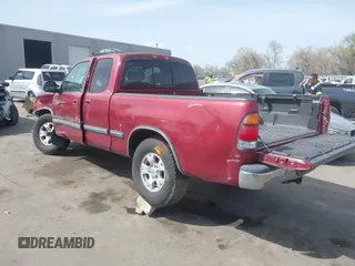 2001 Toyota Tundra SR5 with VIN 5TBRT34171S211237, listed as a IAAI auction lot 41980162 with 390,216 mi miles. Bid and sale history available at carsss.com. Image 3.
