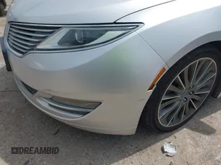 2014 Lincoln MKZ with VIN 3LN6L2GK4ER814286, listed as a IAAI auction lot 42657654 with 135,708 mi miles and . Bid and sale history available at DreamBid. Image 6.