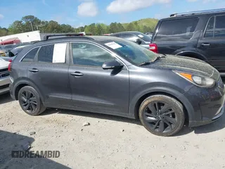 2018 Kia Niro EX with VIN KNDCC3LC7J5133340, listed as a IAAI auction lot 41958356 with 150,195 mi miles. Bid and sale history available at carsss.com. Image 13.