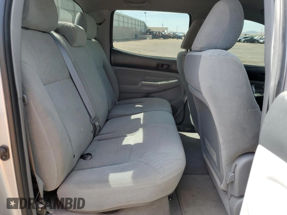 2009 Toyota Tacoma z VIN 3TMMU52N99M012489, wystawiony jako Copart lot #52505125 z przebiegiem 50 870 mil mil oraz Szkoda całkowita • Salvage title. Historia ofert i sprzedaży dostępna na DreamBid. Obrazek 10.