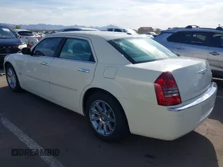 2006 Chrysler 300 C with VIN 2C3KA63H06H534666, listed as a IAAI auction lot 41892603 with 116,431 mi miles. Bid and sale history available at carsss.com. Image 3.