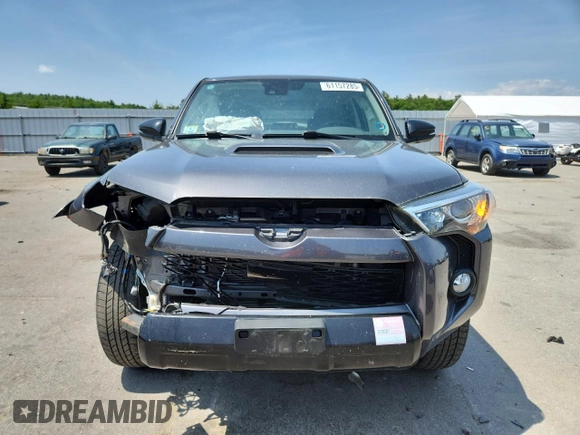 2020 Toyota 4Runner SR5 with VIN JTEBU5JR1L5810893, listed as a Copart auction lot 61157285 with 35,426 mi miles and Salvage title. Bid and sale history available at DreamBid. Image 5.