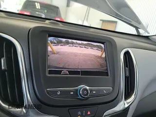 2022 Chevrolet Equinox LT z VIN 3GNAXJEV8NL130782, wystawiony jako IAAI lot #42521040 z przebiegiem 29 088 mil mil oraz . Historia ofert i sprzedaży dostępna na DreamBid. Obrazek 20.