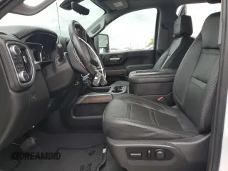2021 GMC Sierra 3500HD Denali z VIN 1GT49WEY2MF126307, wystawiony jako Copart lot #77030854 z przebiegiem 49 598 mil mil oraz Szkoda całkowita • Salvage title. Historia ofert i sprzedaży dostępna na DreamBid. Obrazek 7.
