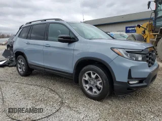 2022 Honda Passport TrailSport z VIN 5FNYF8H62NB017724, wystawiony jako Copart lot #49666975 z przebiegiem 45 245 mil mil oraz Szkoda całkowita • Salvage title. Historia ofert i sprzedaży dostępna na DreamBid. Obrazek 4.