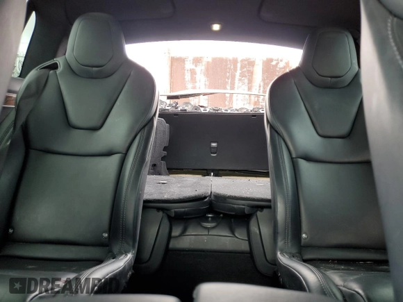 2018 Tesla Model X 75D with VIN 5YJXCBE24JF130216, listed as a Copart auction lot 48894215 with 75,694 mi miles and Salvage Title. Bid and sale history available at carsss.com. Image 10.