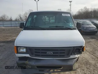 2004 Ford Econoline Cargo with VIN 1FTRE14W54HB47967, listed as a Copart auction lot 44264425 with 256,701 mi miles and Salvage Title. Bid and sale history available at carsss.com. Image 5.
