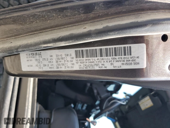 2016 Jeep Wrangler Rubicon z VIN 1C4BJWCG3GL275971, wystawiony jako Copart lot #60329125 z przebiegiem 25 956 mil mil oraz Szkoda całkowita • Salvage title. Historia ofert i sprzedaży dostępna na DreamBid. Obrazek 12.