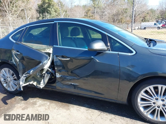 2014 Buick Verano with VIN 1G4PP5SK3E4149259, listed as a IAAI auction lot 41522459 with 228,374 mi miles. Bid and sale history available at carsss.com. Image 13.