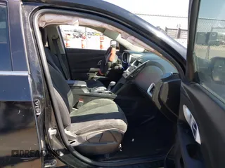 2013 Chevrolet Equinox LS z VIN 2GNALBEK3D6281989, wystawiony jako IAAI lot #41904518 z przebiegiem 126 262 mil mil oraz . Historia ofert i sprzedaży dostępna na DreamBid. Obrazek 5.
