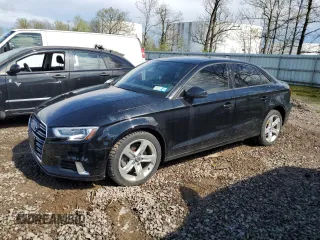 2017 Audi A3 Premium z VIN WAUB8GFF2H1010067, wystawiony jako Copart lot #54816195 z przebiegiem 103 103 mil mil oraz Szkoda całkowita • Salvage title. Historia ofert i sprzedaży dostępna na DreamBid. Obrazek 1.