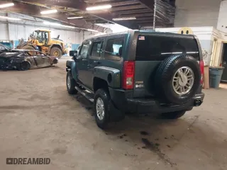 2007 Hummer H3 SUV with VIN 5GTDN13E078114889, listed as a IAAI auction lot 41945047 with 135,013 mi miles. Bid and sale history available at carsss.com. Image 3.