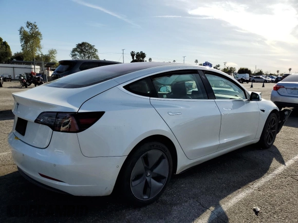 2019 Tesla Model 3 Mid Range z VIN 5YJ3E1EA7KF300175, wystawiony jako Copart lot #49651815 z przebiegiem Nie podano mil oraz Szkoda całkowita • Salvage title. Historia ofert i sprzedaży dostępna na DreamBid. Obrazek 3.