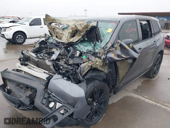 2019 Honda Passport Sport with VIN 5FNYF7H23KB000613, listed as a IAAI auction lot 41524588 with Not Provided miles and . Bid and sale history available at carsss.com. Image 6.