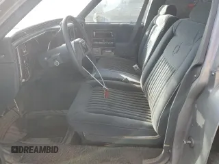 1990 Cadillac Brougham z VIN 1G6DW5476LR721785, wystawiony jako Copart lot #47170405 z przebiegiem Nie podano mil oraz Szkody całkowita. Historia ofert i sprzedaży dostępna na DreamBid. Obrazek 7.