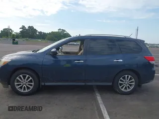 2015 Nissan Pathfinder Platinum with VIN 5N1AR2MN9FC614222, listed as a IAAI auction lot 42679882 with 178,779 mi miles and . Bid and sale history available at DreamBid. Image 14.