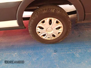 2019 Ford Transit с VIN 1FTBW3XM1KKA29208, выставлен на аукционе IAAI как лот 42631265 с пробегом 215 367 миль миль и . История ставок и продаж доступна на DreamBid. Изображение 4.