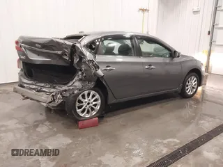 2017 Nissan Sentra S z VIN 3N1AB7AP8HY335577, wystawiony jako IAAI lot #41635102 z przebiegiem 73 361 mil mil oraz . Historia ofert i sprzedaży dostępna na DreamBid. Obrazek 4.