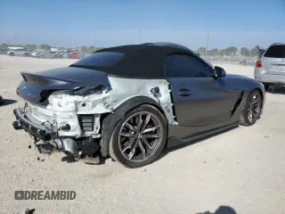 2021 BMW Z4 sDriveM40i with VIN WBAHF9C0XMWX16888, listed as a Copart auction lot 87046144 with 29,408 mi miles and Salvage Title. Bid and sale history available at carsss.com. Image 3.