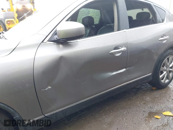 2008 Infiniti EX Journey with VIN JNKAJ09F28M357952, listed as a IAAI auction lot 42269067 with 151,860 mi miles and . Bid and sale history available at DreamBid. Image 6.