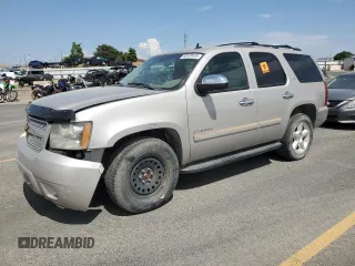 2007 Chevrolet Tahoe LT z VIN 1GNFK13047J352905, wystawiony jako Copart lot #60530455 z przebiegiem 189 174 mil mil oraz Szkoda całkowita • Salvage title. Historia ofert i sprzedaży dostępna na DreamBid. Obrazek 1.