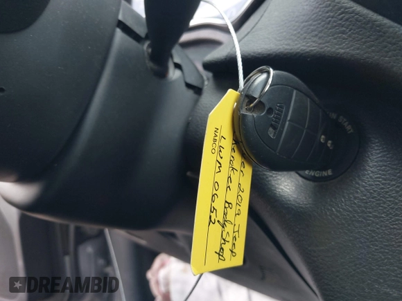 2019 Jeep Cherokee Latitude с VIN 1C4PJLCB7KD149527, выставлен на аукционе IAAI как лот 42543552 с пробегом 78 919 миль миль и . История ставок и продаж доступна на DreamBid. Изображение 11.