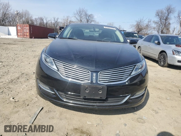 2013 Lincoln MKZ with VIN 3LN6L2GK7DR827807, listed as a Copart auction lot 47682335 with 98,237 mi miles and Clean Title. Bid and sale history available at DreamBid. Image 5.