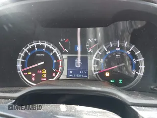 2018 Toyota 4Runner SR5 with VIN JTEBU5JR5J5528978, listed as a IAAI auction lot 41643537 with 119,314 mi miles and . Bid and sale history available at DreamBid. Image 7.