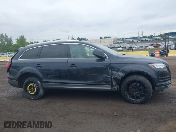 2010 Audi Q7 Premium Plus with VIN WA1LYAFE6AD007439, listed as a IAAI auction lot 42570983 with 96,542 mi miles and . Bid and sale history available at DreamBid. Image 14.