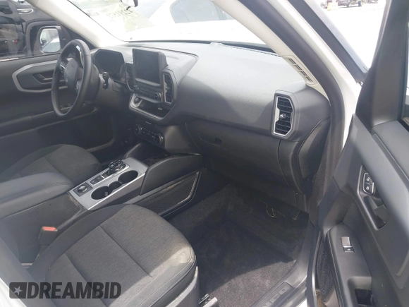 2024 Ford Bronco Sport Big Bend z VIN 3FMCR9B67RRE17231, wystawiony jako IAAI lot #42291575 z przebiegiem 19 mil mil oraz . Historia ofert i sprzedaży dostępna na DreamBid. Obrazek 5.