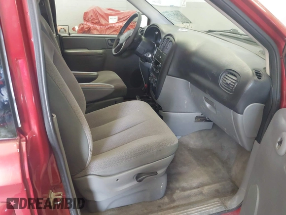 2006 Dodge Grand Caravan SE with VIN 1D4GP24R76B720832, listed as a IAAI auction lot 42057225 with 248,670 mi miles and . Bid and sale history available at DreamBid. Image 5.